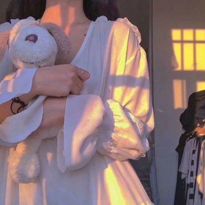 赤裸女羔羊